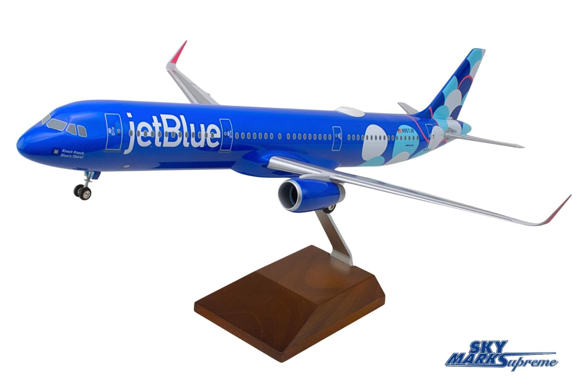 SKYMARKS JETBLUE A321 1/100 BALLOONS W/WOOD STAND & GEAR The Airplane Shop.