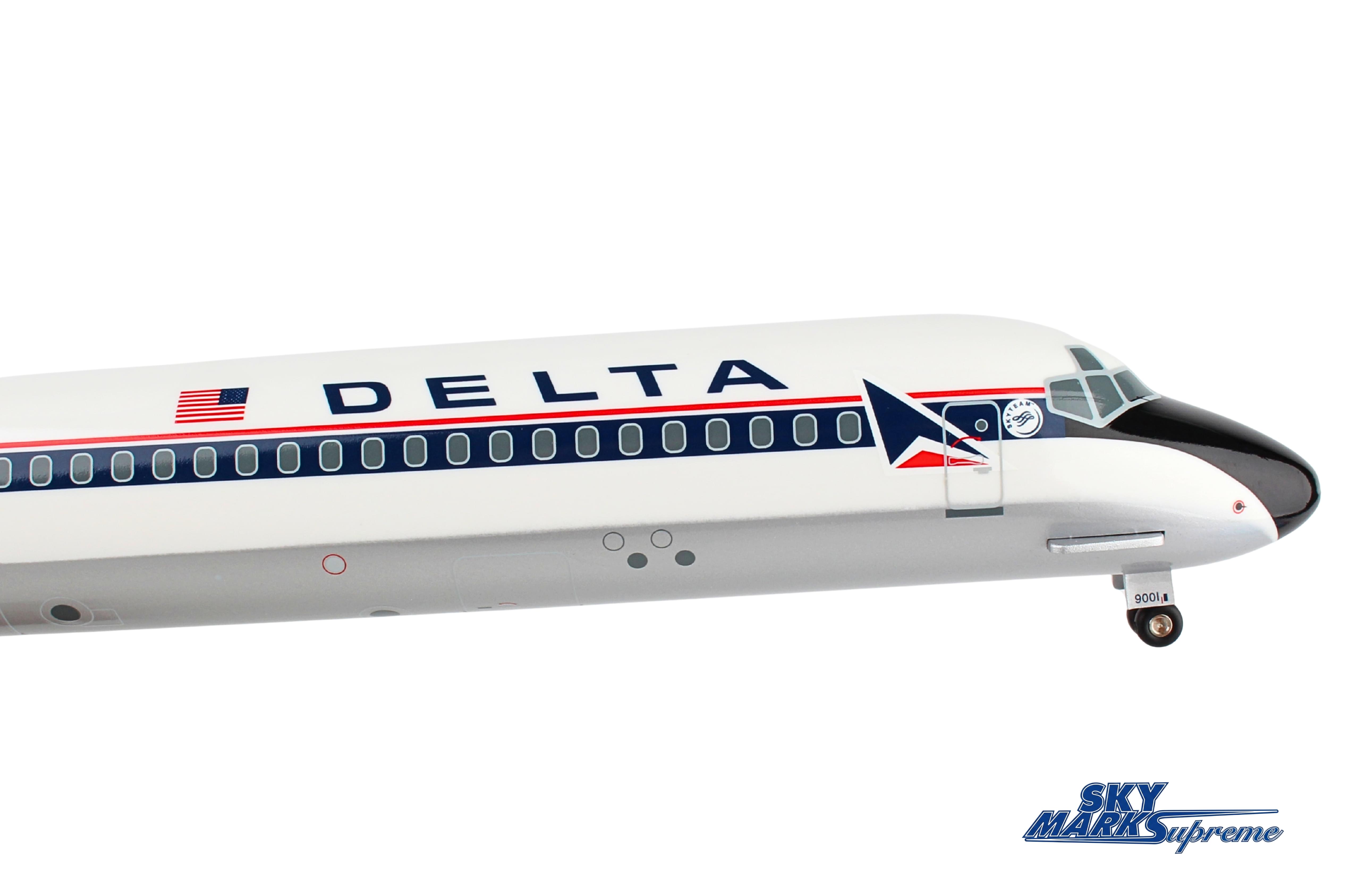 SKYMARKS DELTA MD-80 1/100 WIDGET LIVERY W/WOOD STAND & GEAR The Airplane Shop.