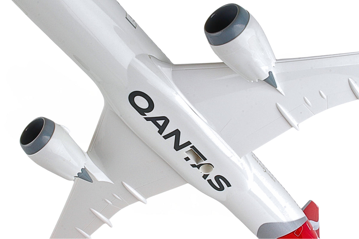SKYMARKS QANTAS 787-9 1/200 The Airplane Shop.