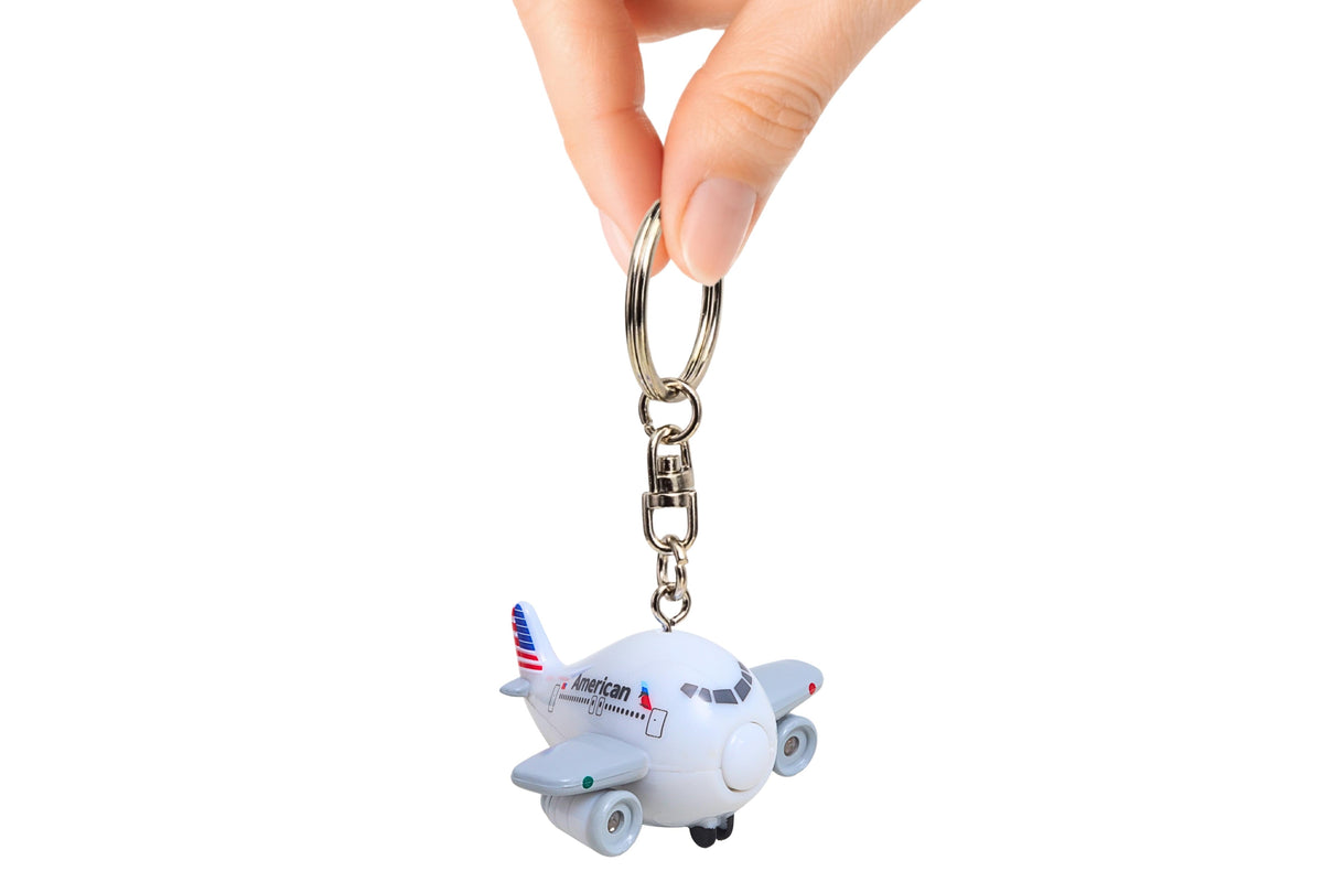 AMERICAN AIRLINES KEYCHAIN W/LIGHT & SOUND (**) The Airplane Shop.
