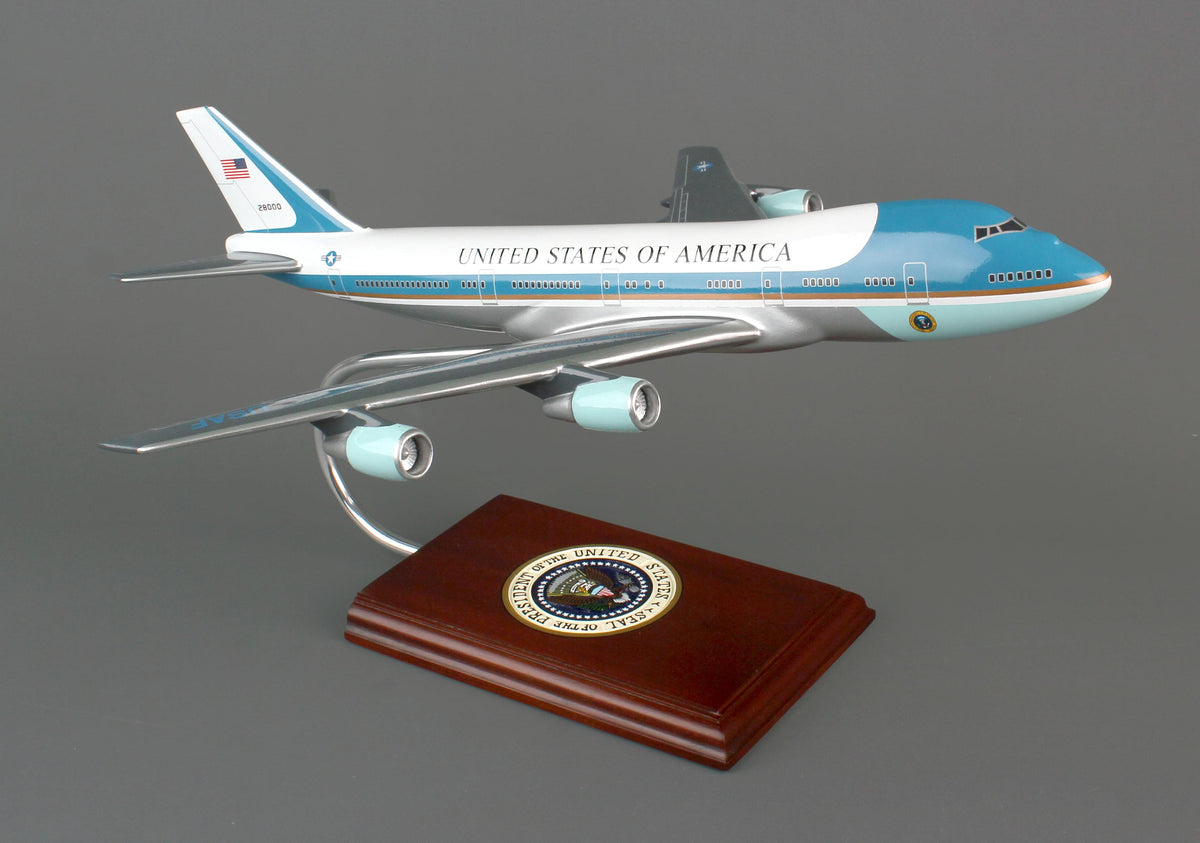EXEC SER VC25 B747-200 AIR FORCE ONE 1/144 (CVC25) (**) The Airplane Shop.