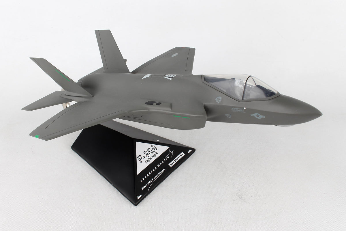 EXEC SER USAF F-35A CONVENTIONAL 1/48 (CF035AAFCCTP) (**) The Airplane Shop.
