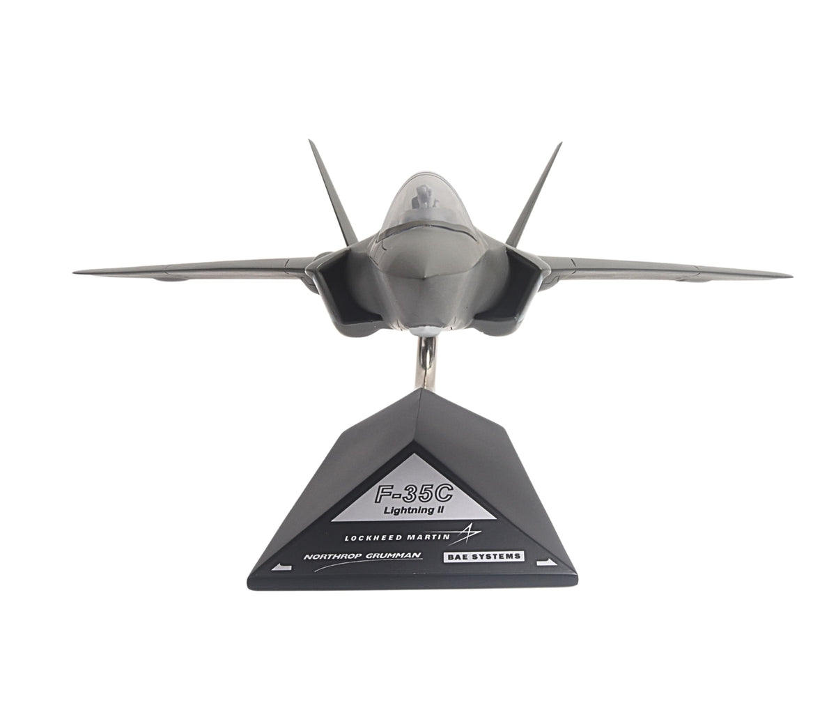 EXEC SER F-35C GENERIC CARRIER VERSION 1/48 (CF035CCCTP) The Airplane Shop.