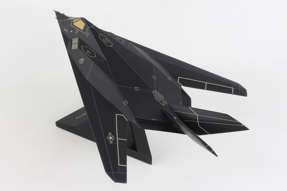 EXEC SER USAF F-117A BLACKJET 1/48 (CF117TR) (**) The Airplane Shop.