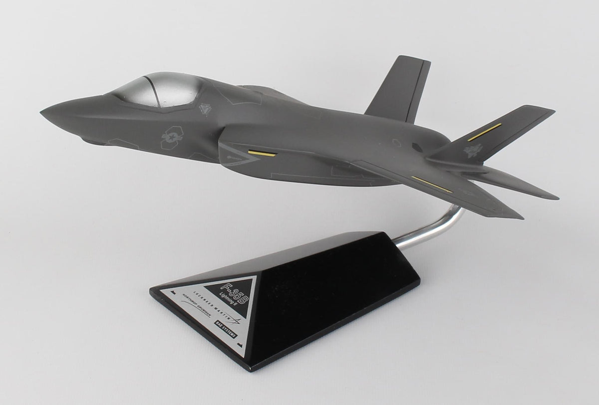 EXEC SER F-35B JSF USMC 1/48 STOVL (CF035B1TR) (**) The Airplane Shop.