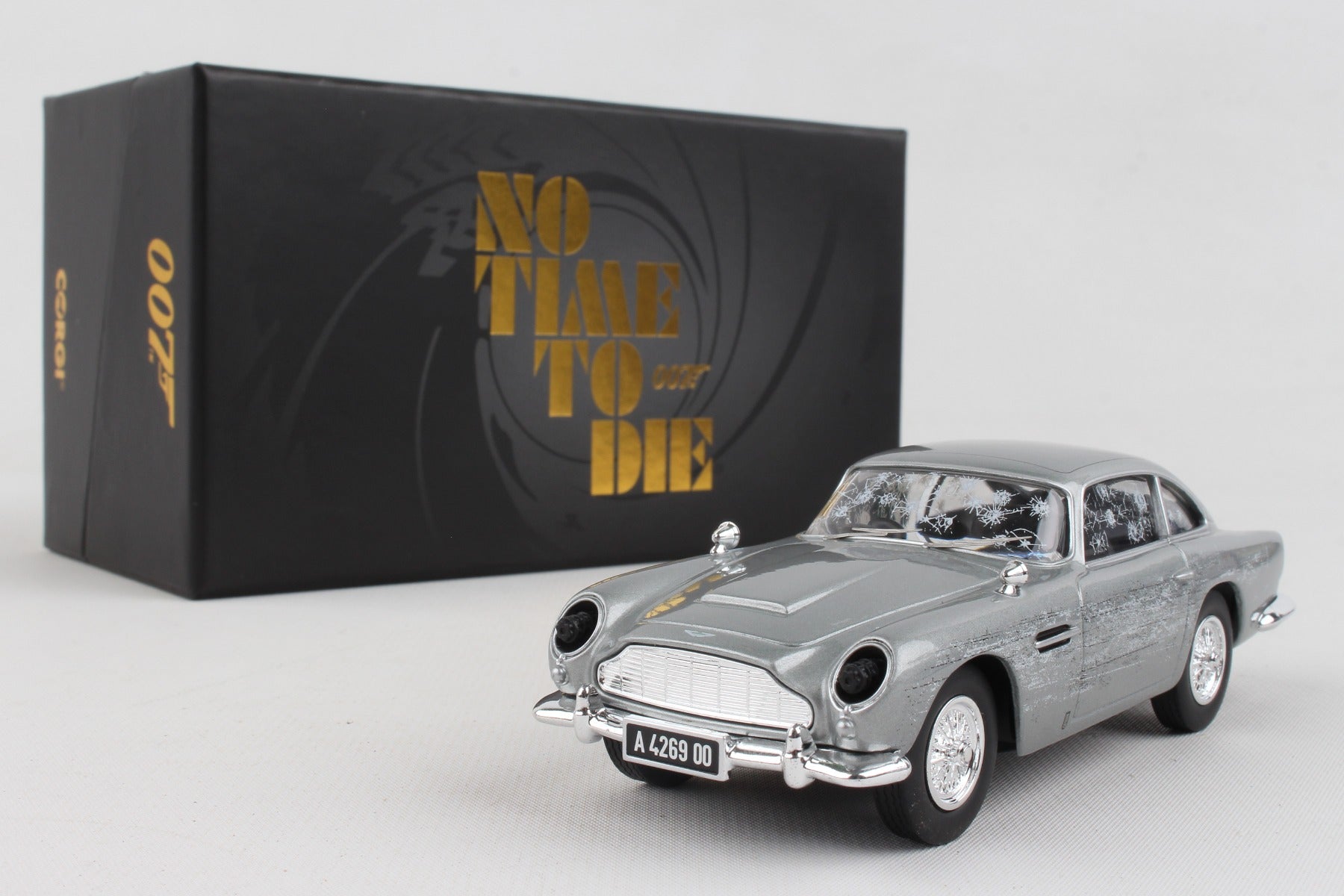 CORGI JAMES BOND ASTON MARTIN DB5 NO TIME TO DIE 1/36 (**)