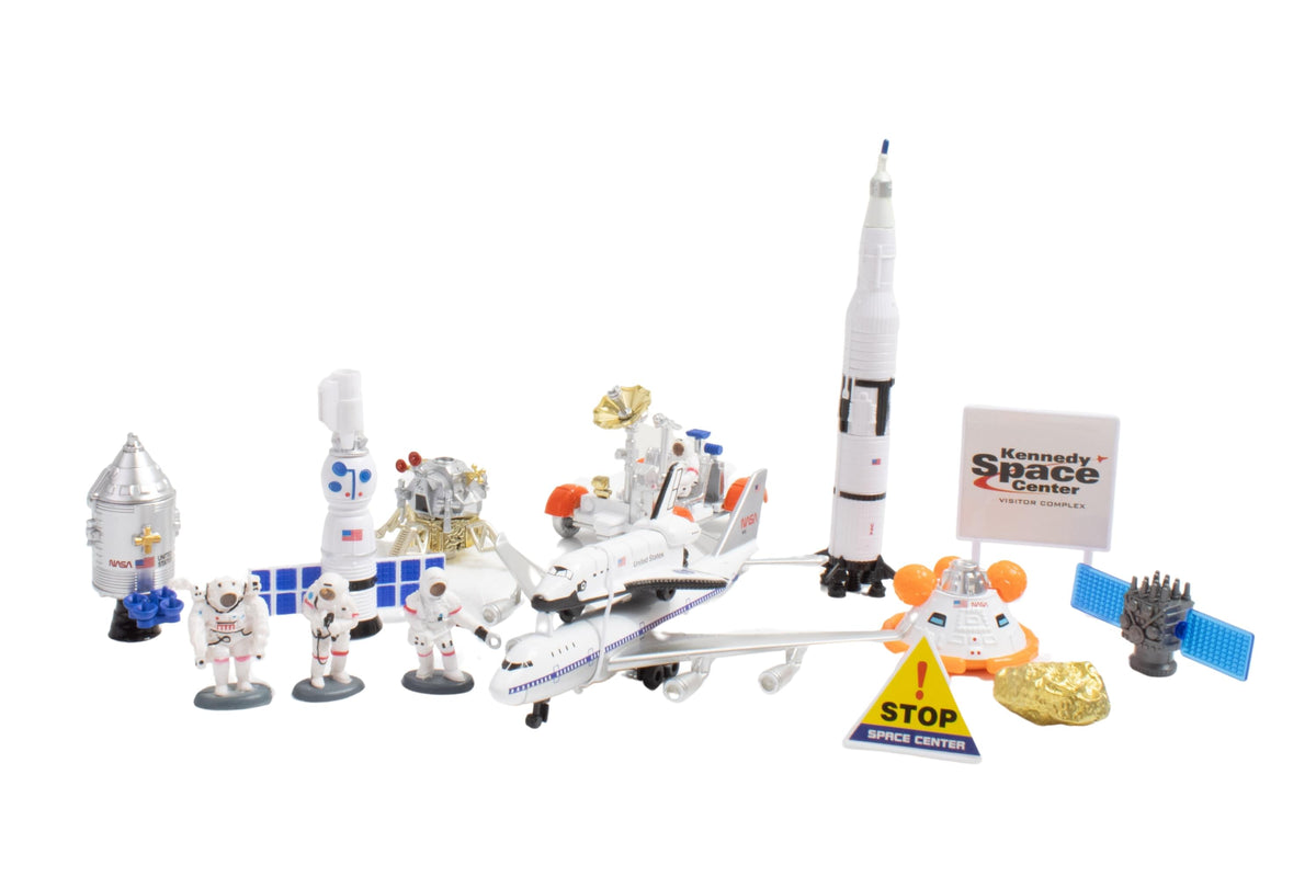 LUNAR EXPLORER 15 PIECE PLAYSET The Airplane Shop.