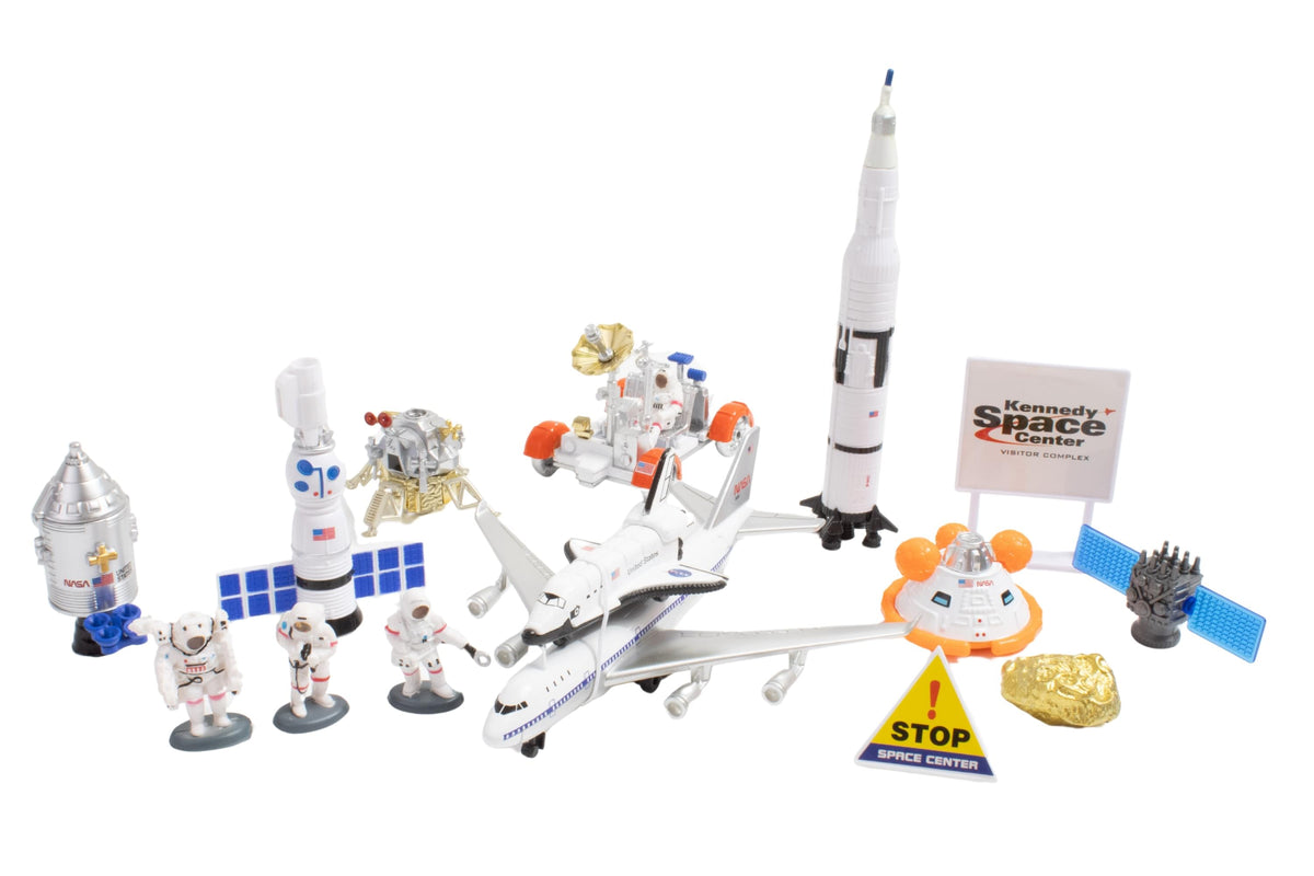 LUNAR EXPLORER 15 PIECE PLAYSET The Airplane Shop.