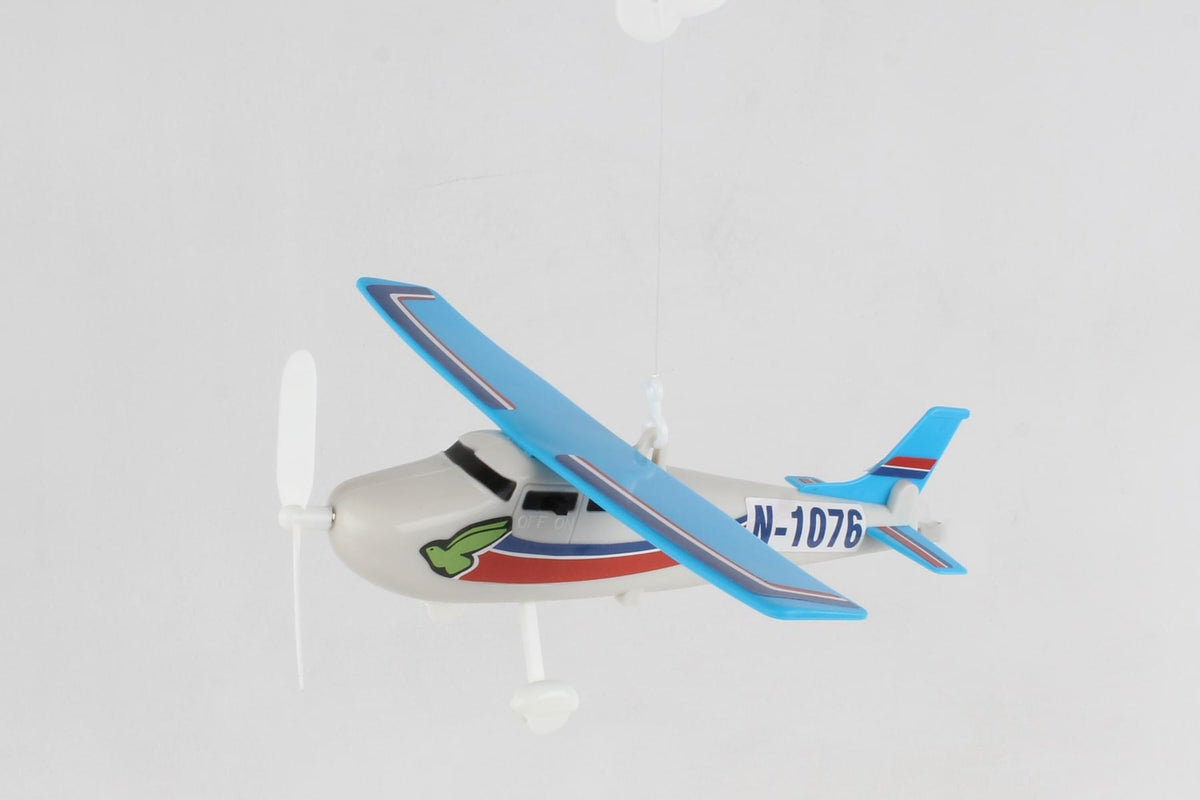 FLYING SKYHAWK ON A STRING (**) The Airplane Shop.