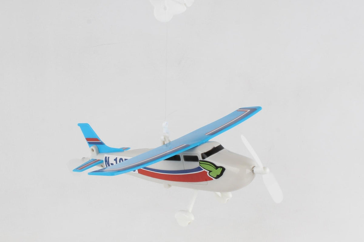 FLYING SKYHAWK ON A STRING (**) The Airplane Shop.