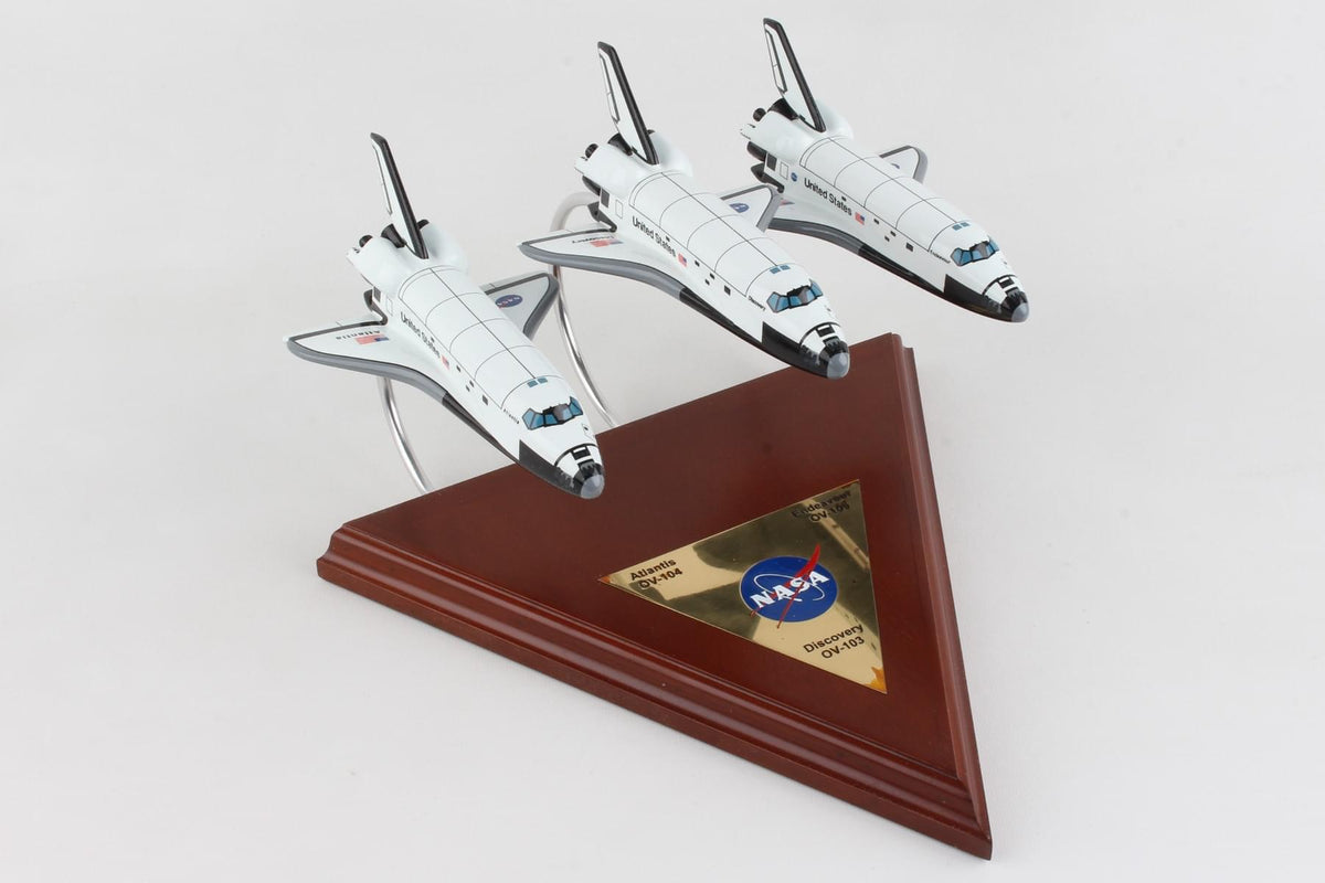 EXEC SER SPACE SHUTTLE (3 ACTIVE) COLLECTION 1/200 (**) The Airplane Shop.
