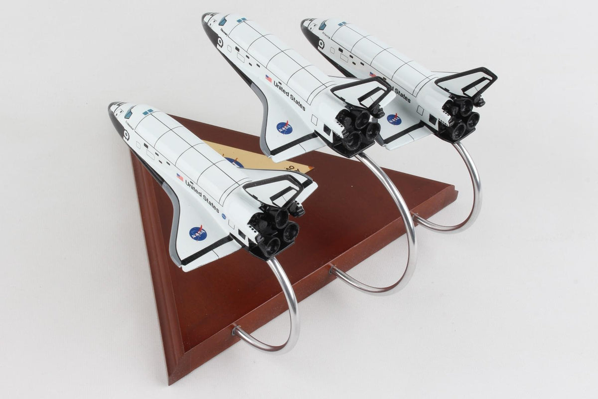 EXEC SER SPACE SHUTTLE (3 ACTIVE) COLLECTION 1/200 (**) The Airplane Shop.