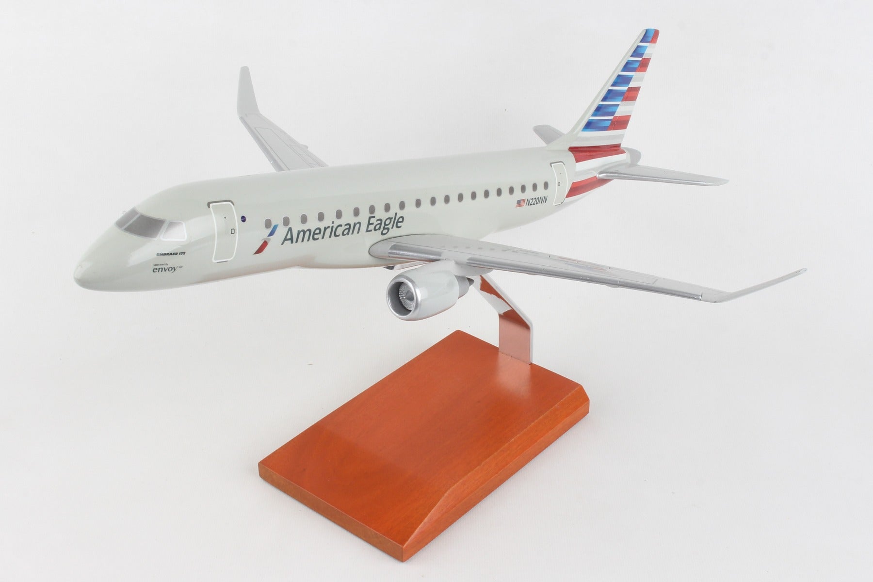 EXEC SER AMERICAN E175 1/72 ENVOY (**)