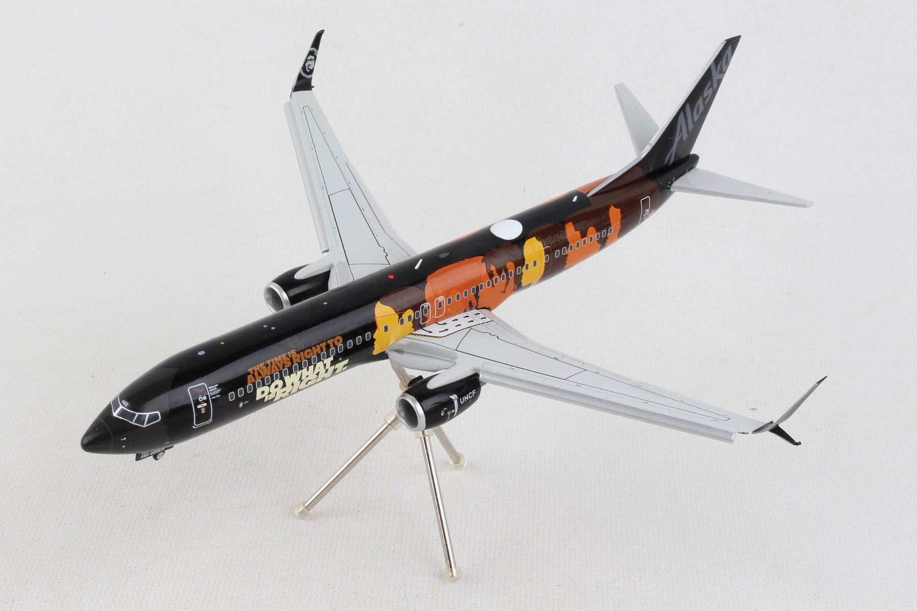 GEMINI200 ALASKA 737-900ER 1/200 OUR COMMITMENT FLAPS DOWN