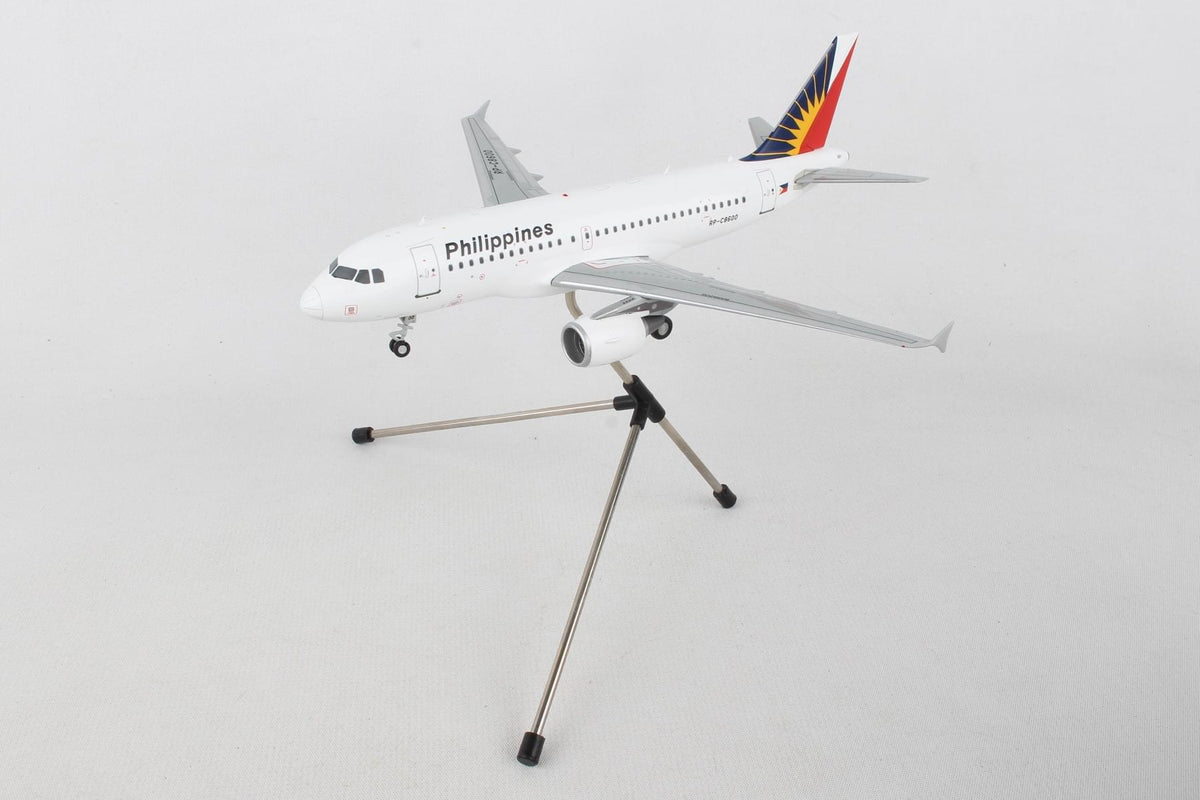 GEMINI200 PHILIPPINE A319 1/2000 REG