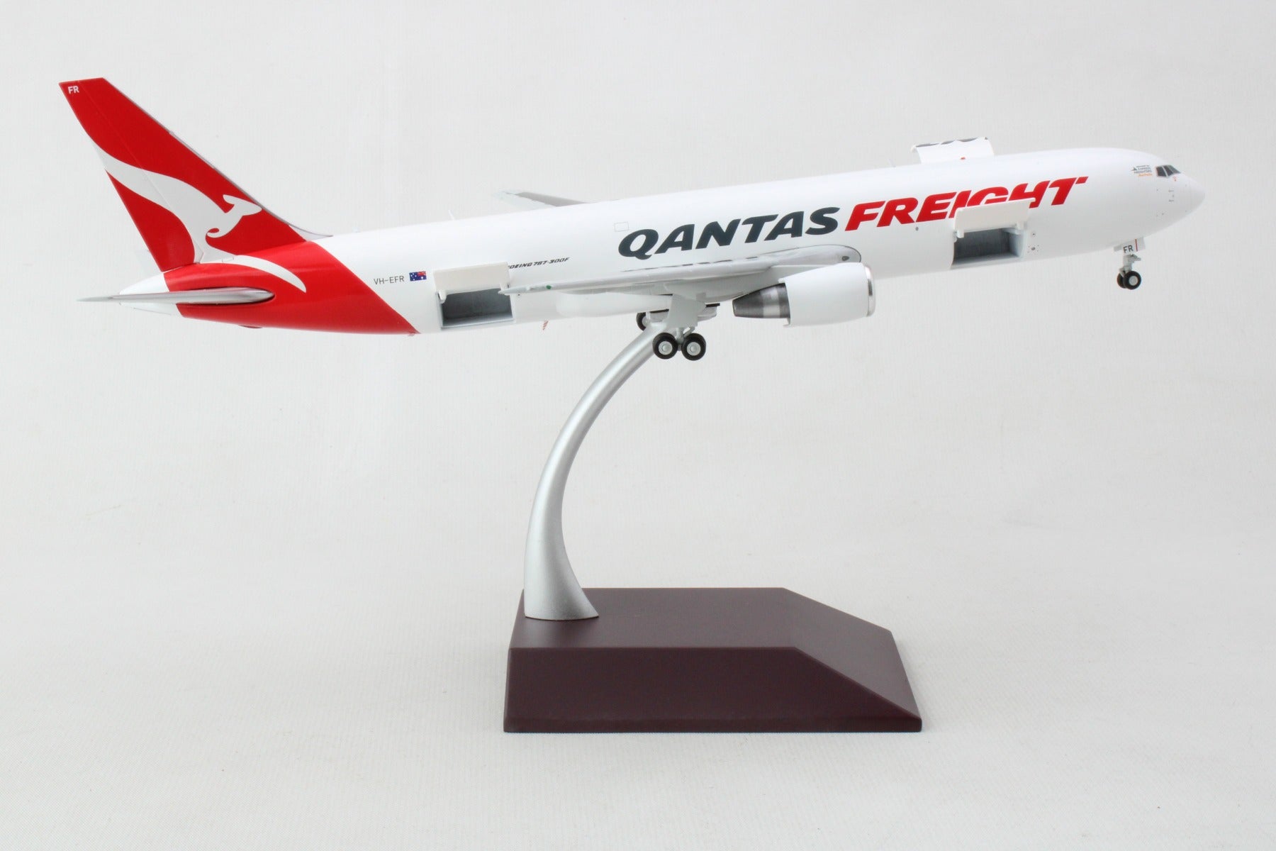 GEMINI200 QANTAS FREIGHT 767-300F 1/200 VH-EFR INTERACTIVE