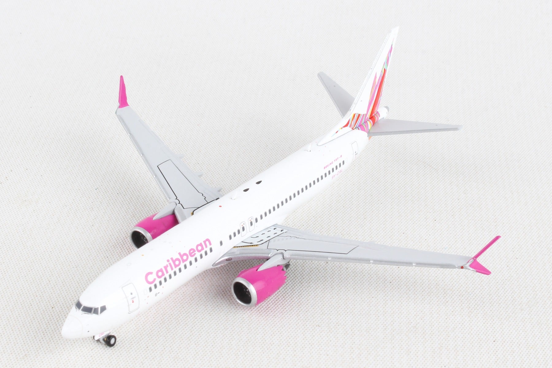 GEMINI CARIBBEAN 737MAX8 1/400 REG#9Y-CAL (**)