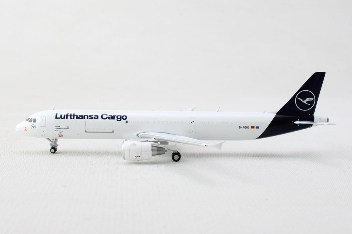 GEMINI LUFTHANSA CARGO A321P2F 1/400 REG