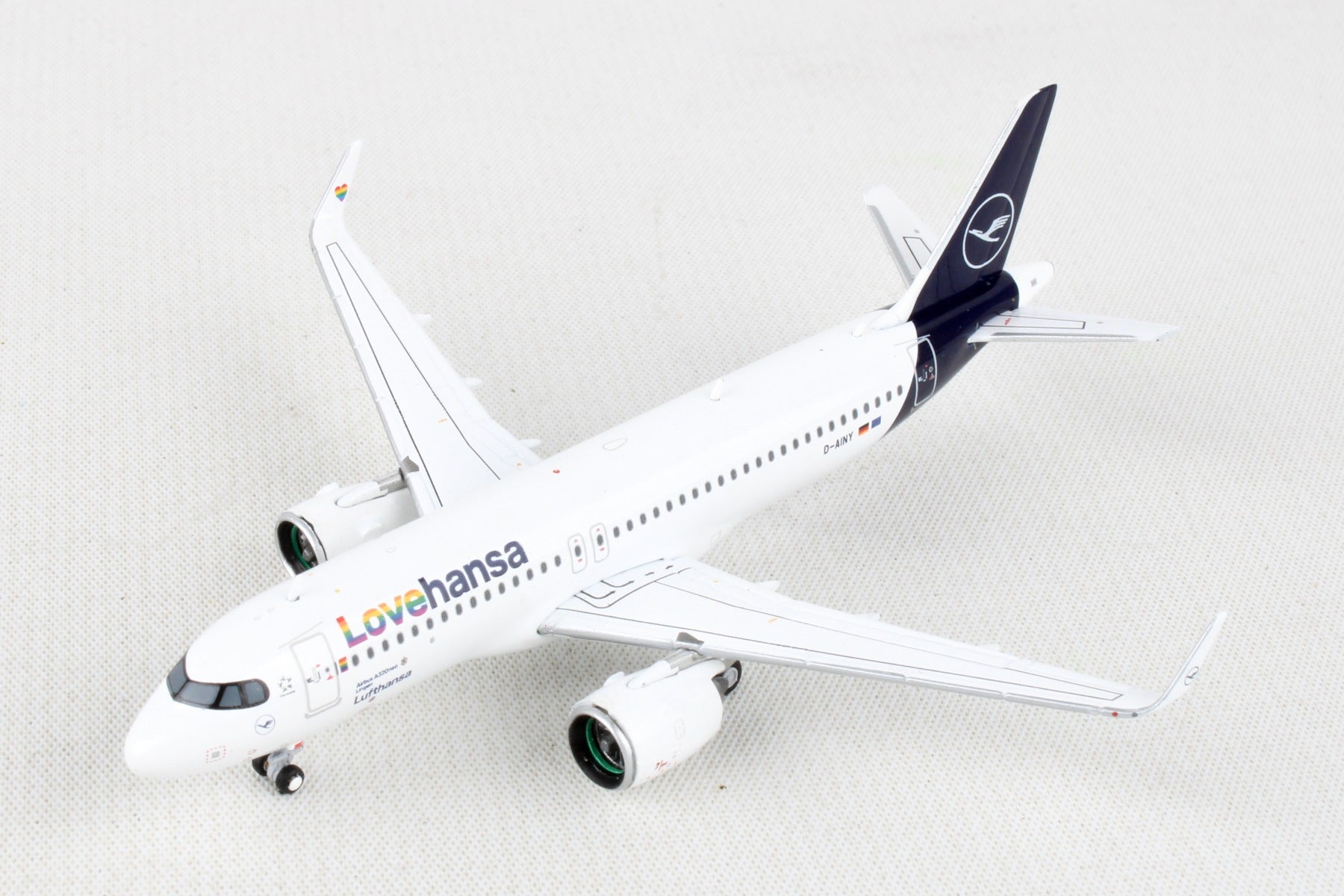 GEMINI LUFTHANSA A320NEO 1/400 LOVEHANSA REG#D-AINY