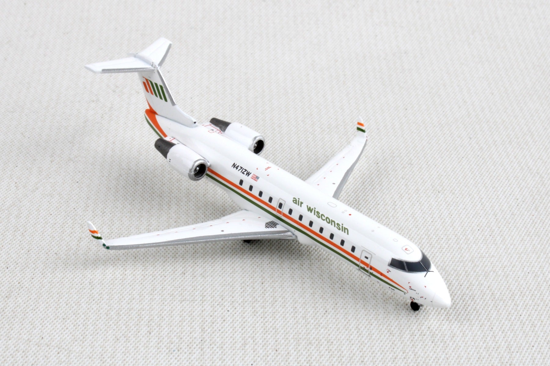 GEMINI AIR WISCONSIN CRJ200 1/400 REG#Z4712ZW RETRO LIVERY