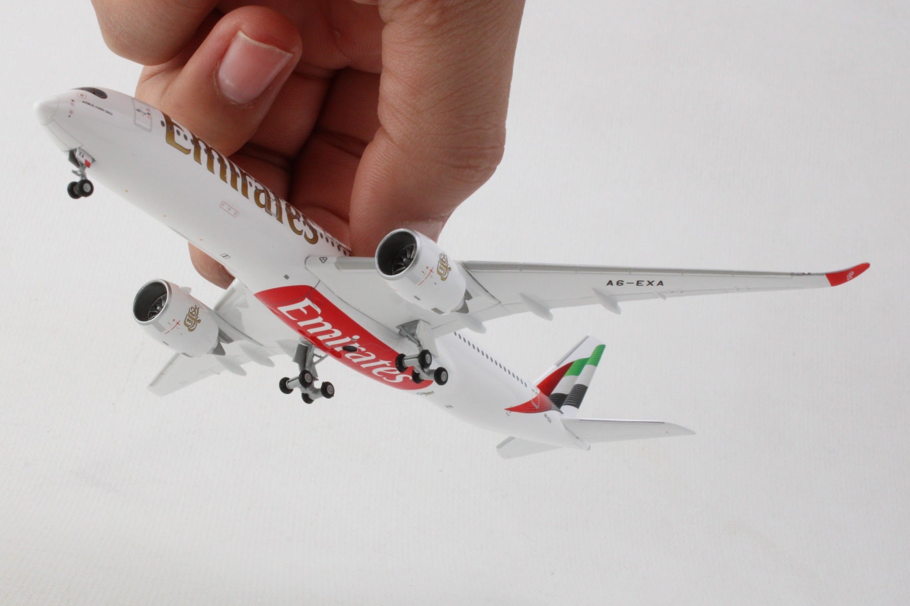 Aviation 1:400 Emirates A350-900 A6-EXA #51b437 | eBay