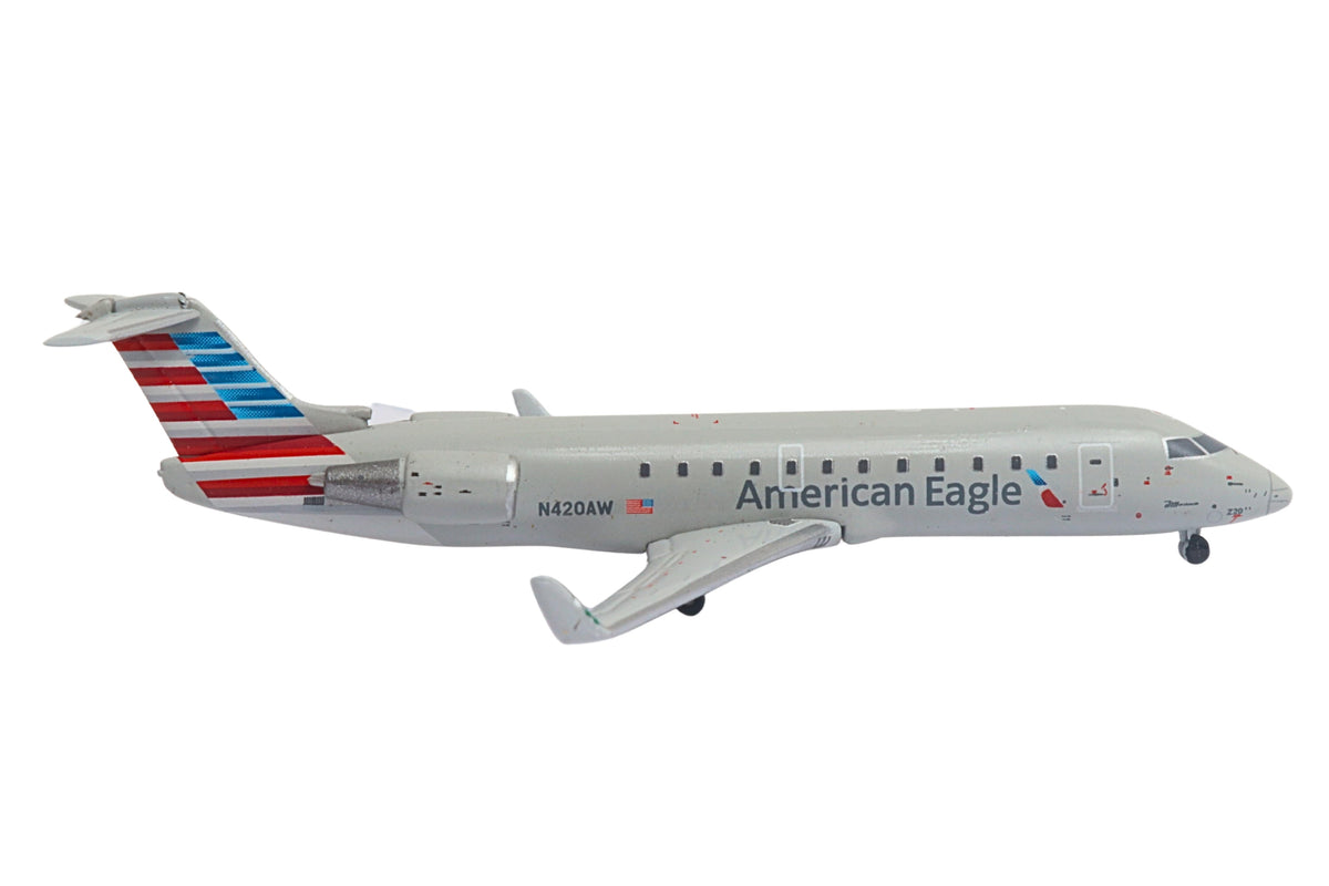GEMINI AMERICAN EAGLE/AIR WISCONSIN CRJ200LR 1/400 N420AW The Airplane Shop.