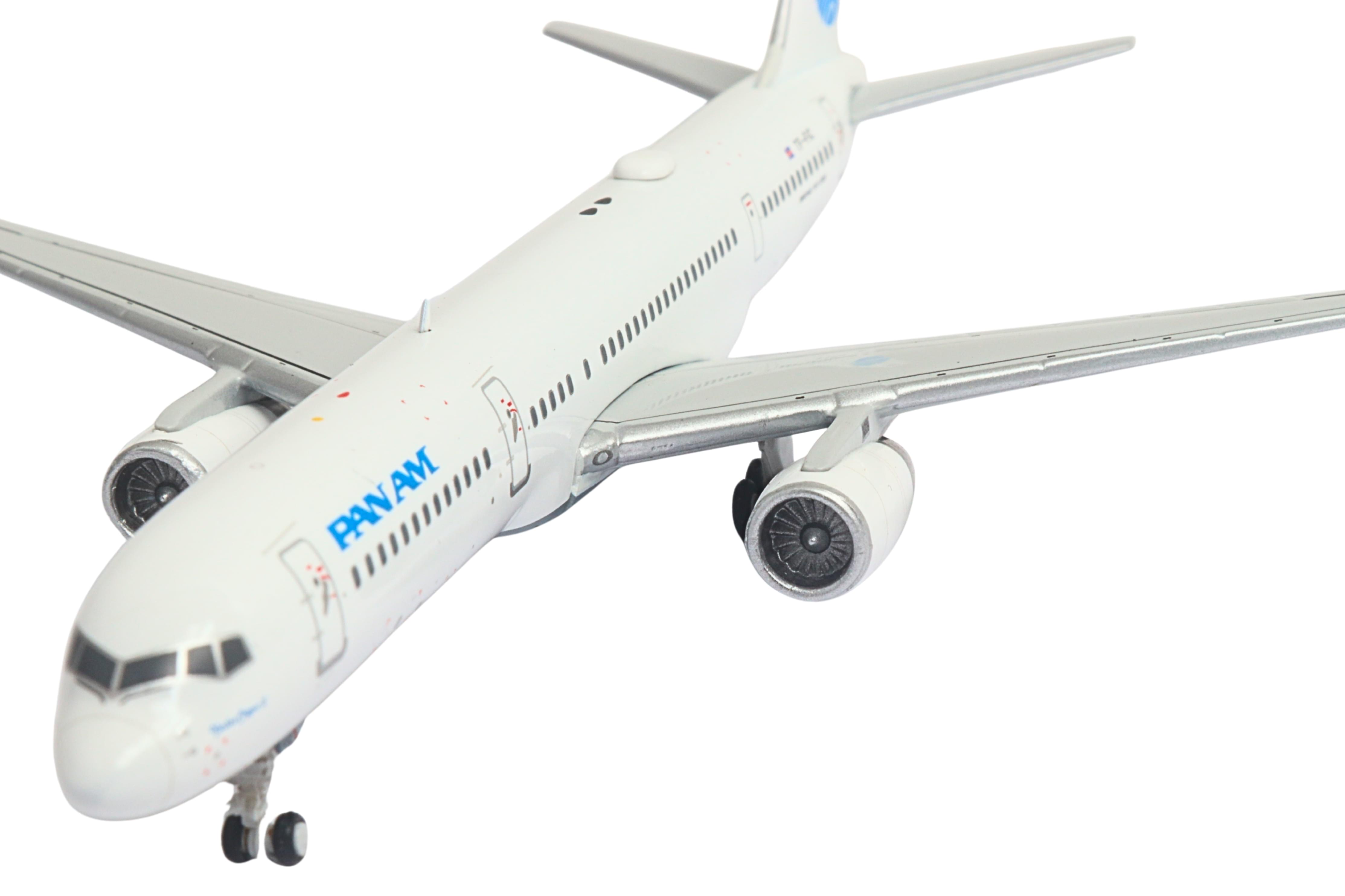 GEMINI PAN AM 757-200W 1/400 YANKEE CLIPPER II TF-FIC GEMINI PAN AM 757-200W 1/400 YANKEE CLIPPER II TF-FIC