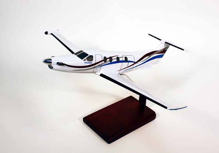 EXEC SER PILATUS PC-12 1/40 SPLASH (KPPC12STR) (**) The Airplane Shop.