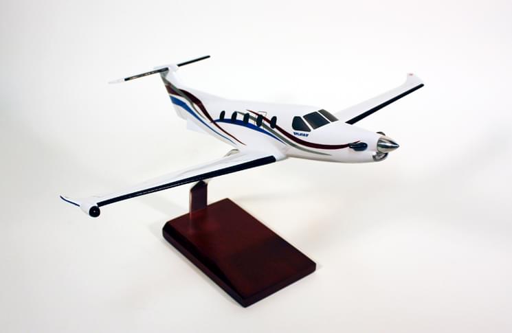 EXEC SER PILATUS PC-12 1/40 SPLASH (KPPC12STR) (**) The Airplane Shop.