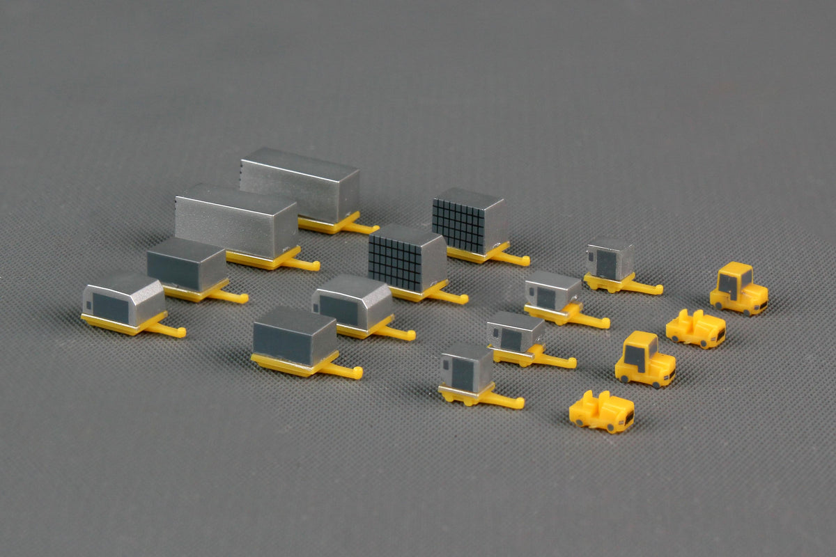 HERPA CONTAINER VEHICLES (16) 1/500 (**) The Airplane Shop.