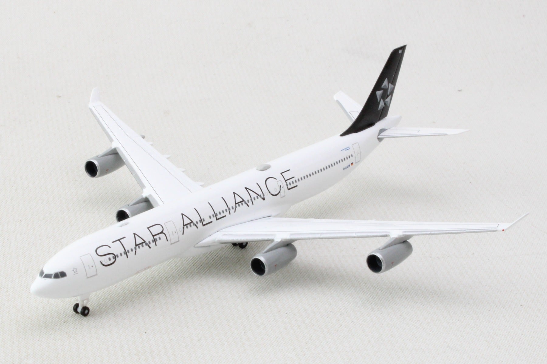 Herpa 1/500 Gulf air A340-300 507455 LIMITED EDITION VERY Herpa 1/500 Gulf air A340-300 507455 LIMITED EDITION VERY