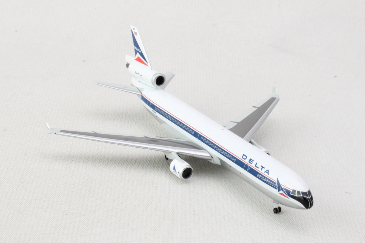 HERPA DELTA MD-11 1/500 (**) The Airplane Shop.