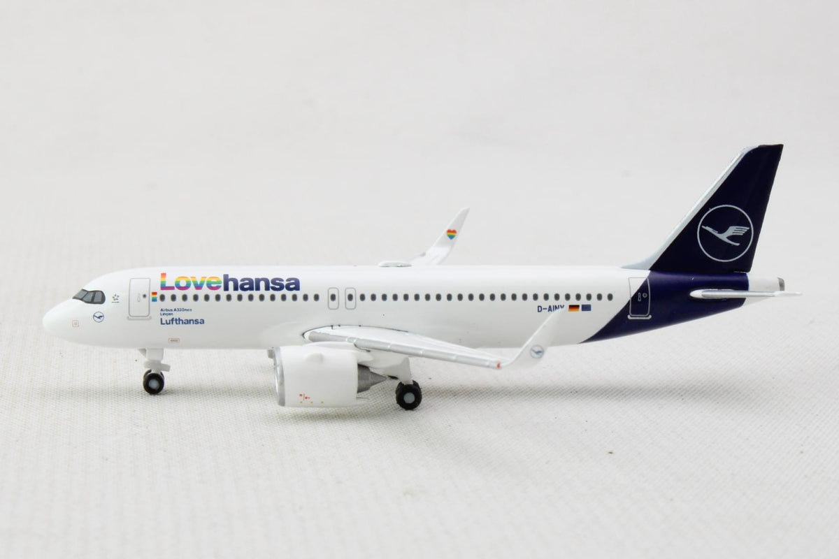 HERPA LUFTHANSA A320NEO 1/500 LOVEHANSA (**) The Airplane Shop.