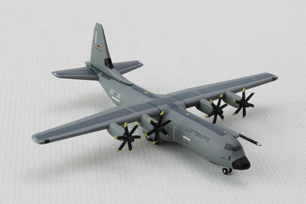 herpa C-130 Hercules 1/500 3機セット herpa C-130 Hercules 1/500 3機セット