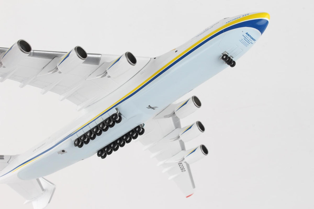 HERPA ANTONOV AN225 1/400 BLUE/YELLOW (**) The Airplane Shop.