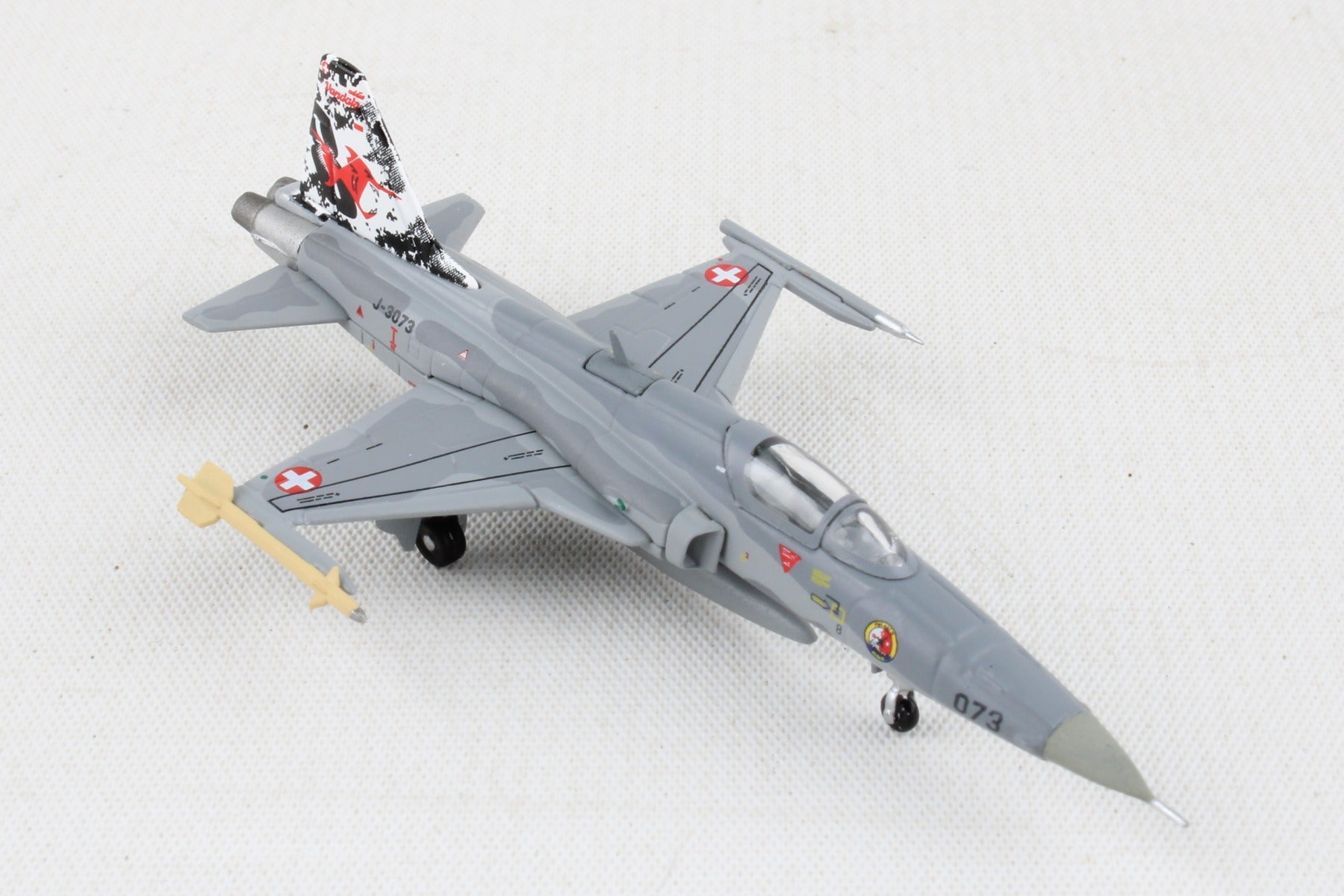 HERPA SWISS AIR FORCE F5E 1/200 VANDALOS (**)
