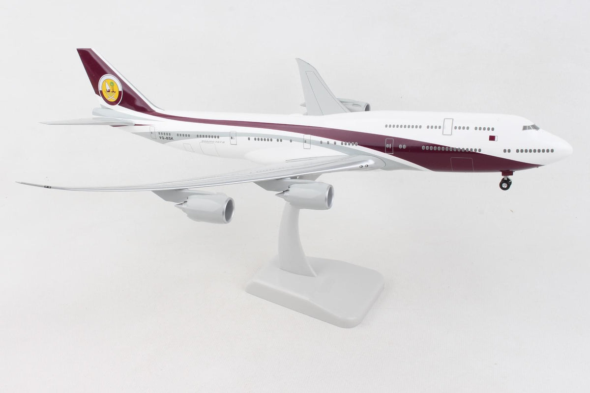 HOGAN QATAR AMIRI 747-8 1/200 W/GEAR REG
