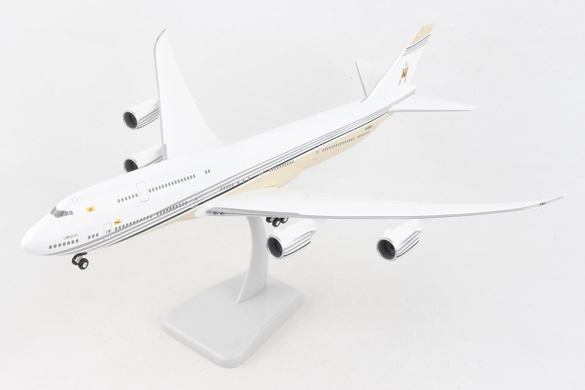 HOGAN BRUNEI GOVERNMENT 747-8 1/200 W/GEAR REG
