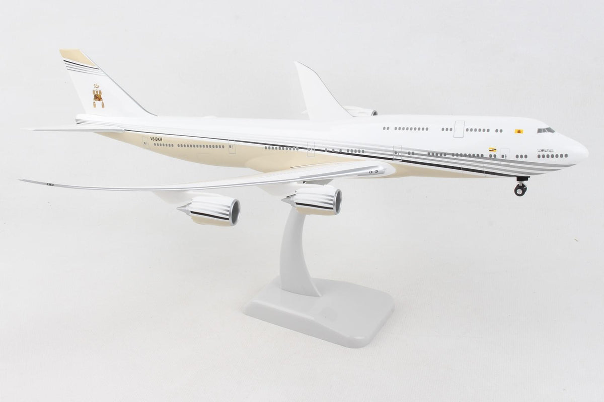 HOGAN BRUNEI GOVERNMENT 747-8 1/200 W/GEAR REG