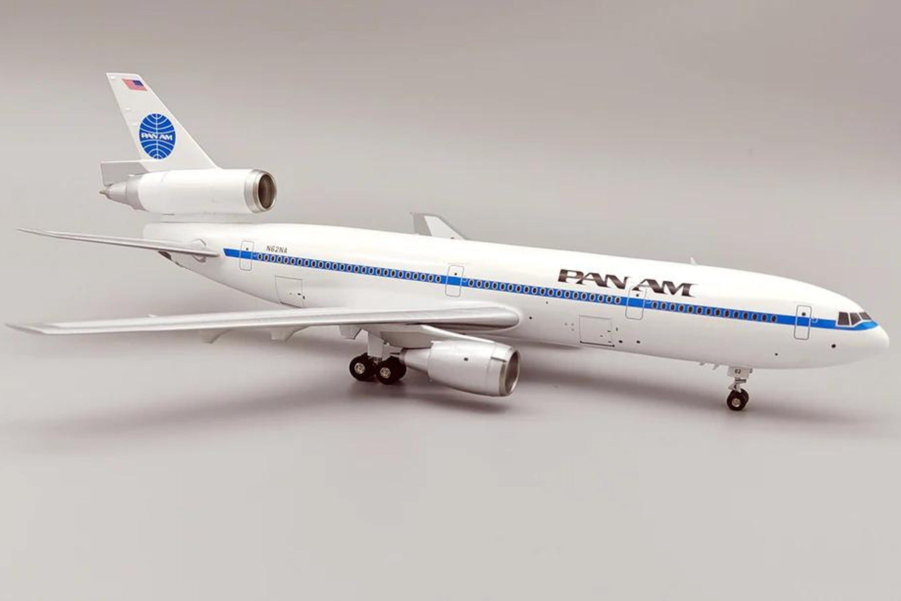 INFLIGHT200 PAN AM DC-10-10 1/200 REG#N62NA W/STAND