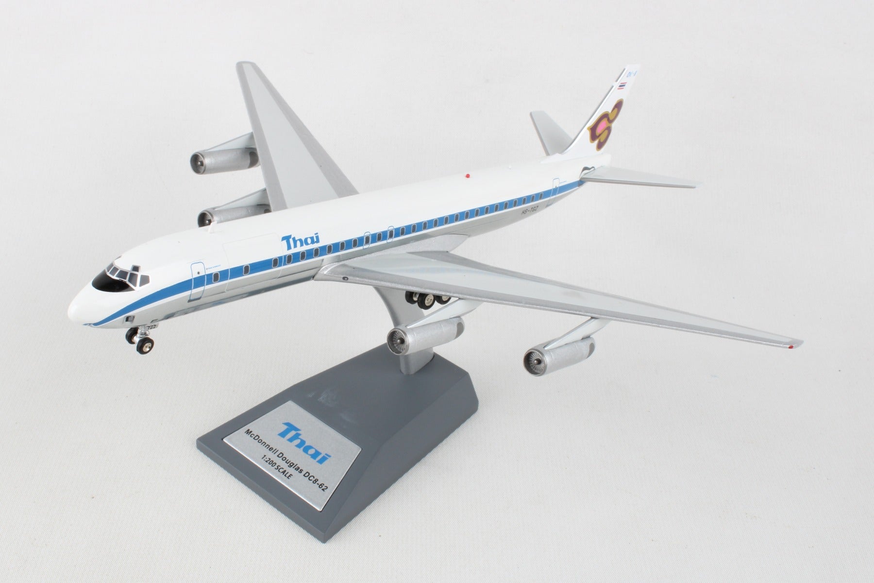 INFLIGHT200 THAI DC-8-62CF 1/200 REG#HS-TGZ W/STAND (**)
