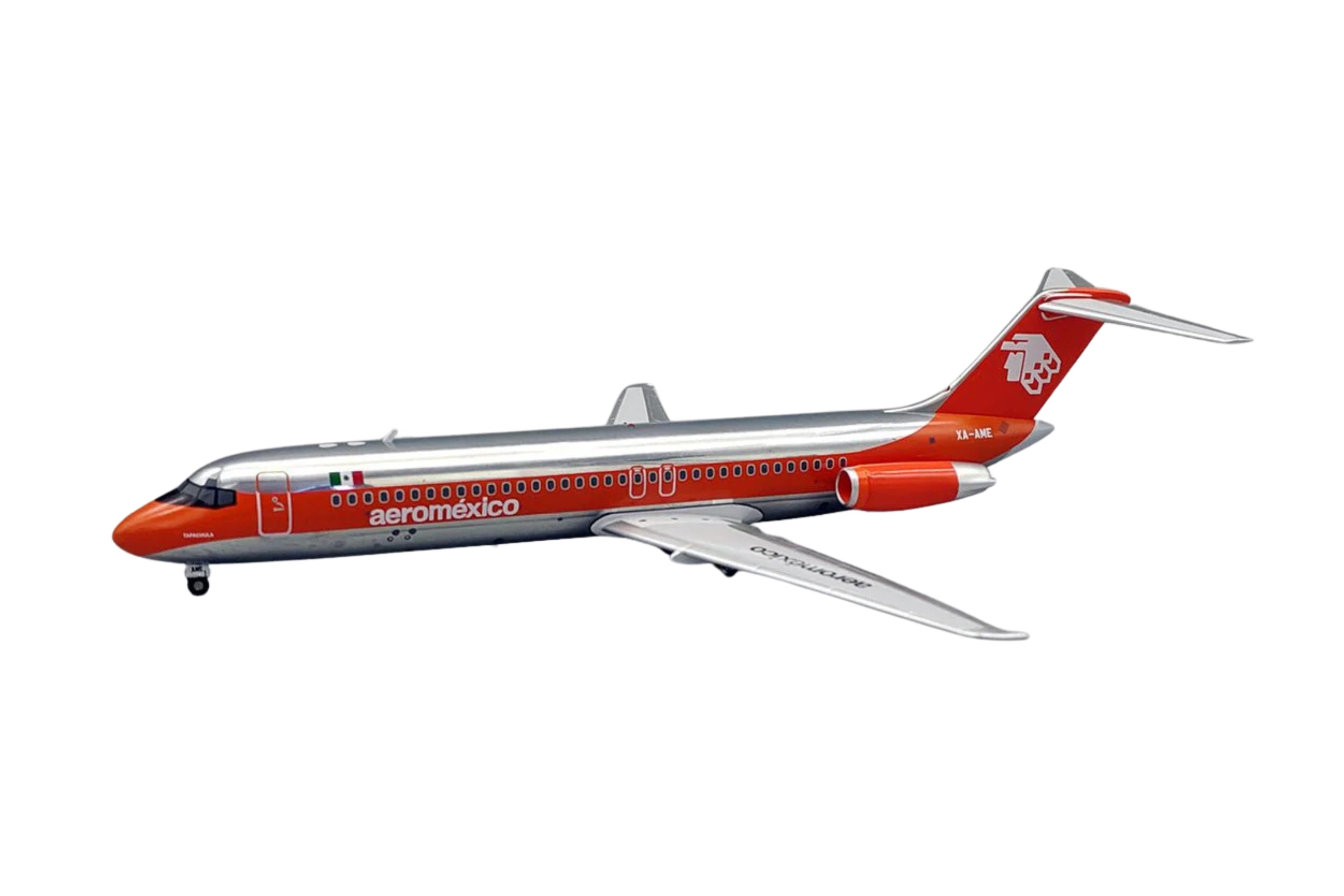 INFLIGHT200 AEROMEXICO DC-9-32 1/200 REG#XA-AME W/STAND