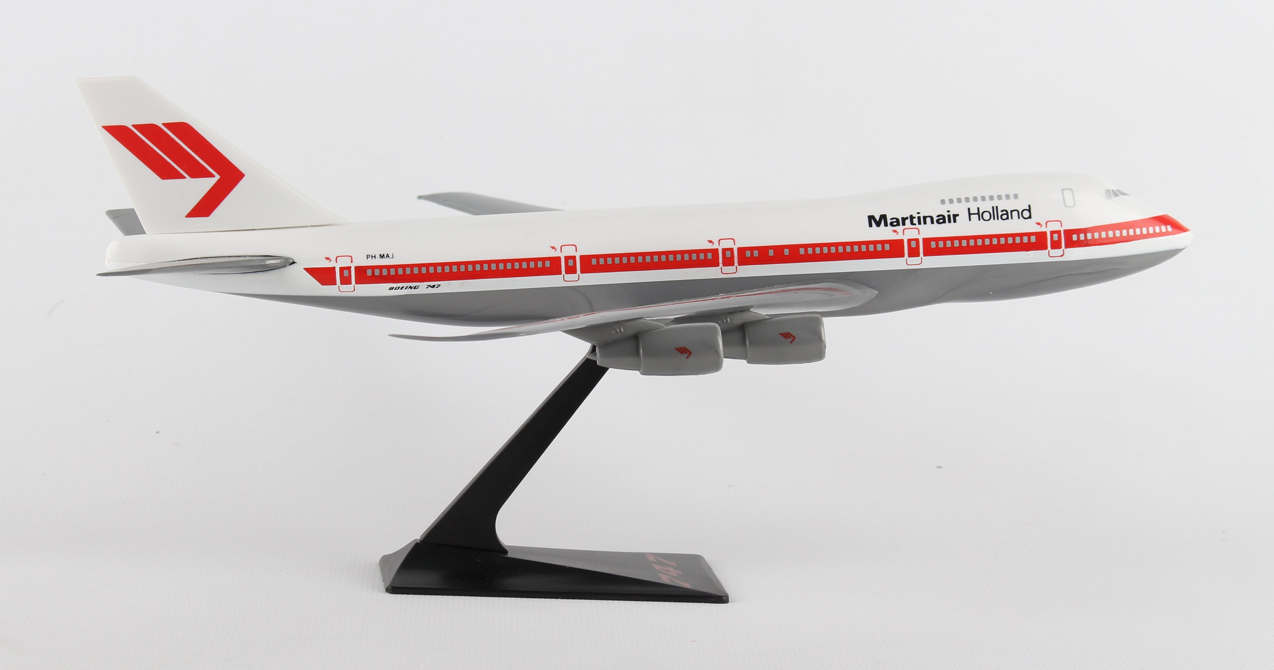B747-200 MARTINAIR 1/250 (**)
