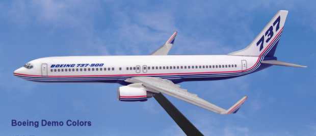 B737-900 BOEING HOUSE W/WINGLETS 1/200 (**)