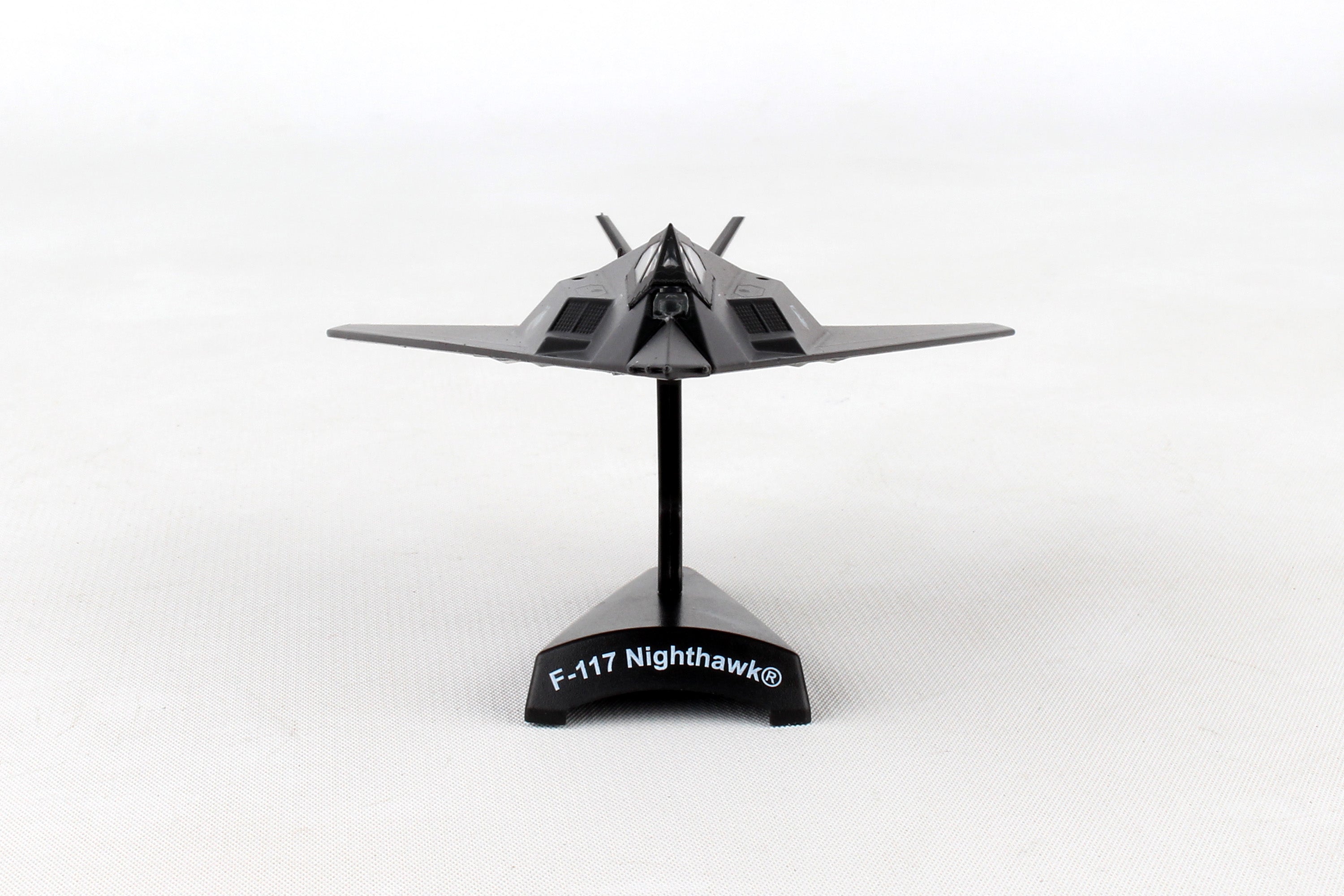 POSTAGE STAMP F-117 USAF NIGHTHAWK® 1/150