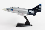 POSTAGE STAMP F9F PANTHER 1/100 SILVER/BLACK (**) The Airplane Shop.