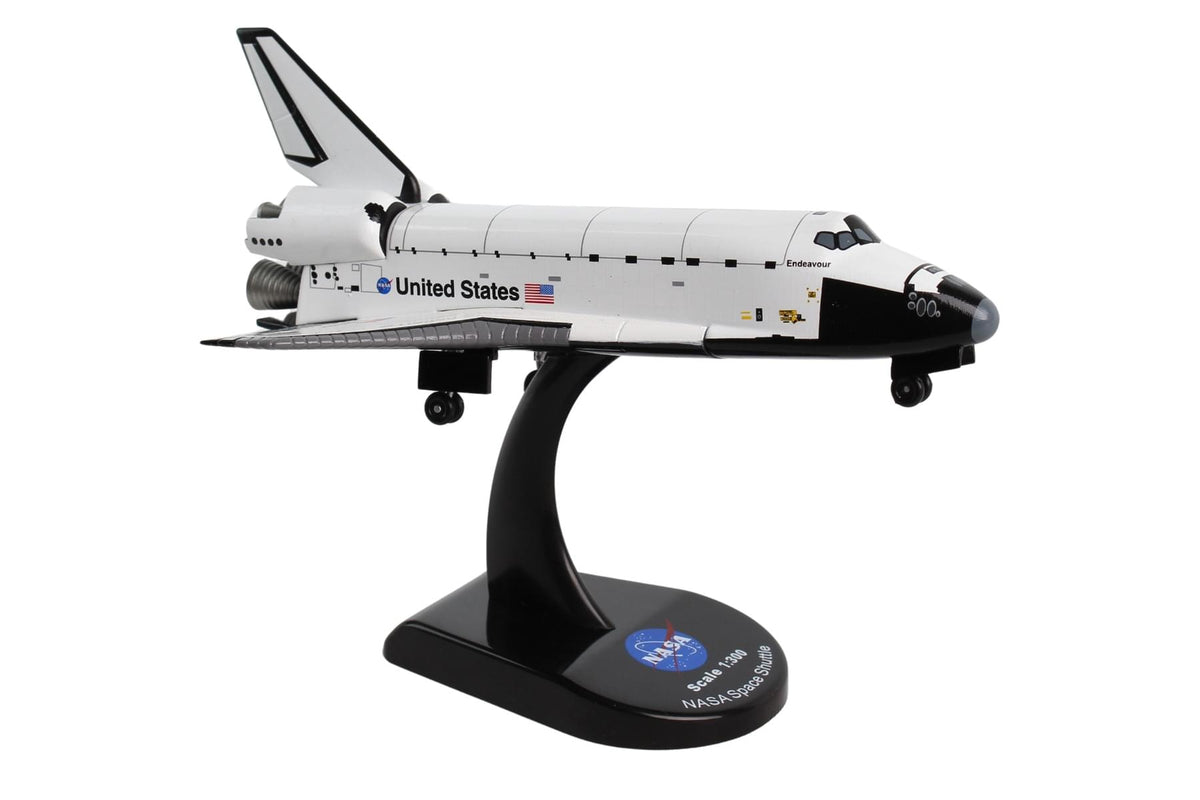 POSTAGE STAMP SPACE SHUTTLE ENDEAVOUR 1/300 The Airplane Shop.