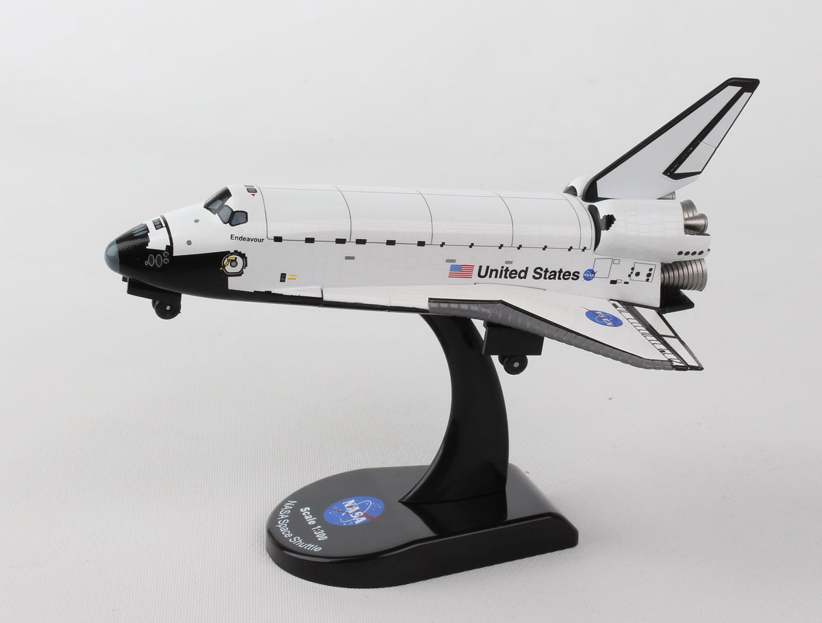 POSTAGE STAMP SPACE SHUTTLE ENDEAVOUR 1/300 The Airplane Shop.