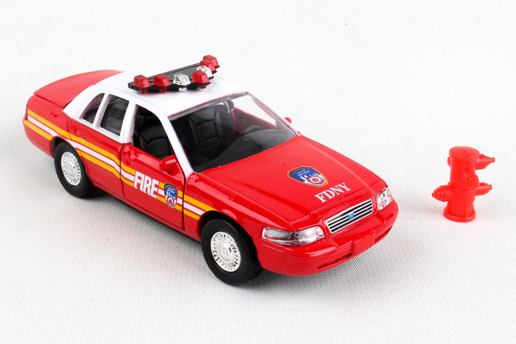 FDNY FIRE CHIEF'S CAR (**)