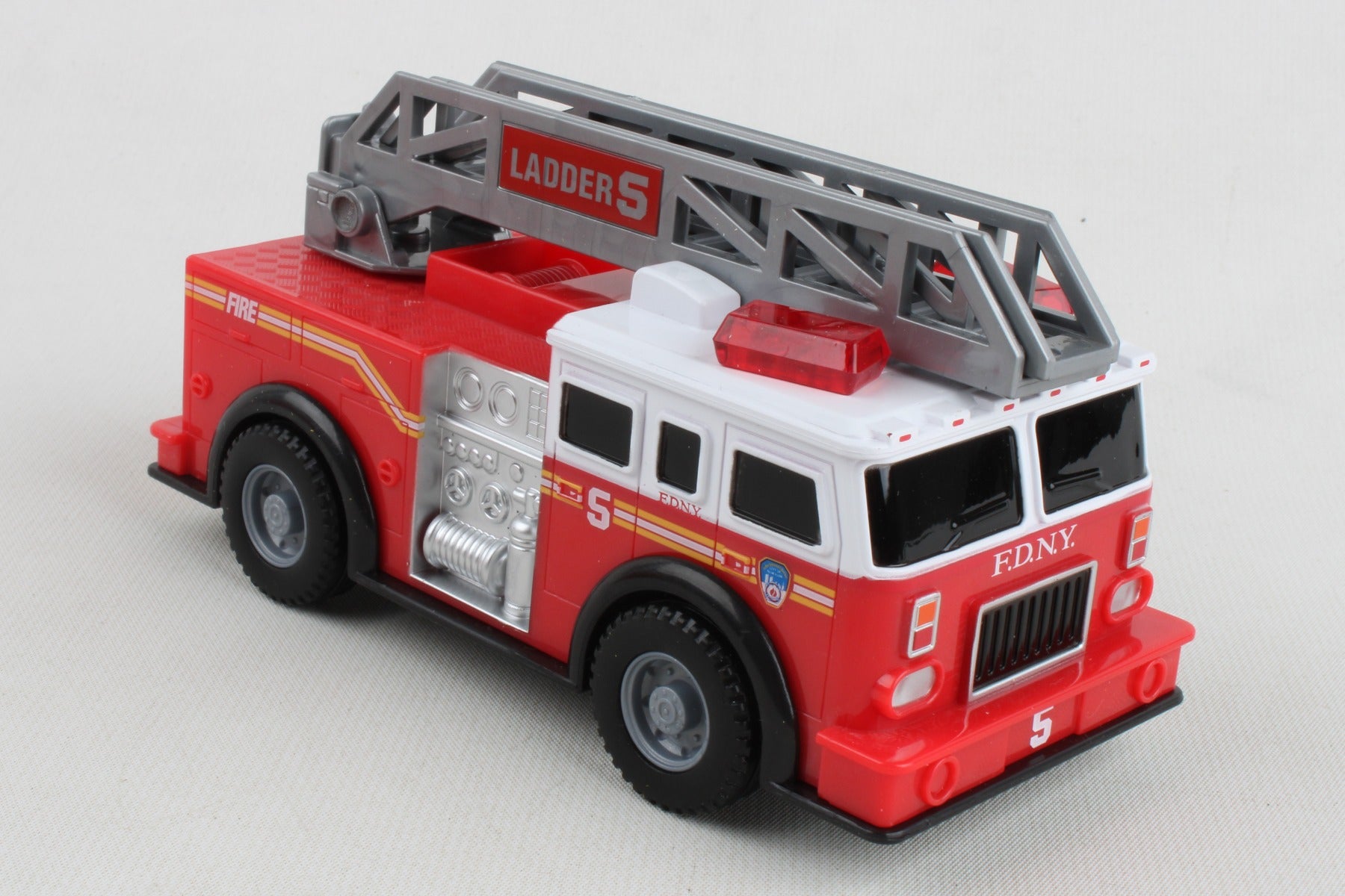 FDNY MIGHTY FIRE TRUCK W/LIGHT & SOUND